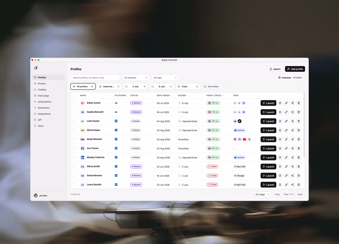 The profiles table in the Argus launcher: fifteen profiles grouped into folders, each row with a status, proxy-check latency, tag marks, and its own Launch button. Ten more columns are hidden behind a Columns control.
